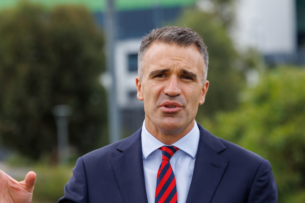 Thumbnail for State Govt to support public sector minimum wage rise