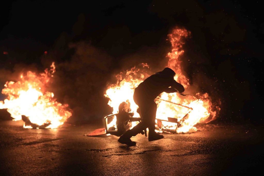 Thumbnail for Israel and Palestinians set for truce