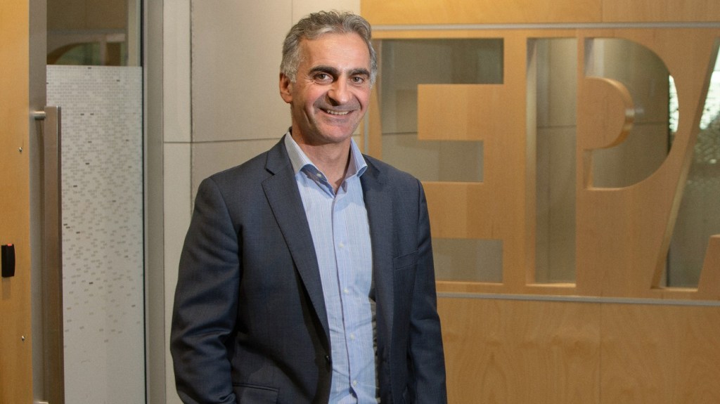 Thumbnail for Long-serving environment chief quits