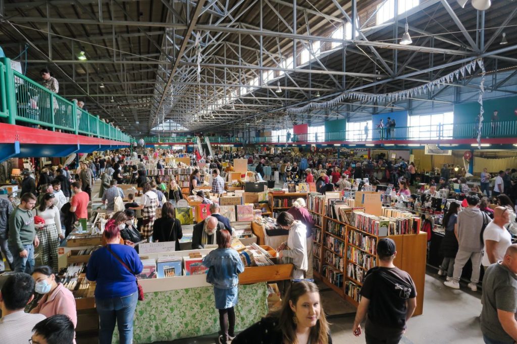 The final day of trading at The Port Adelaide Fisherman's Wharf Market. Photo: Jason Katsaras/InDaily