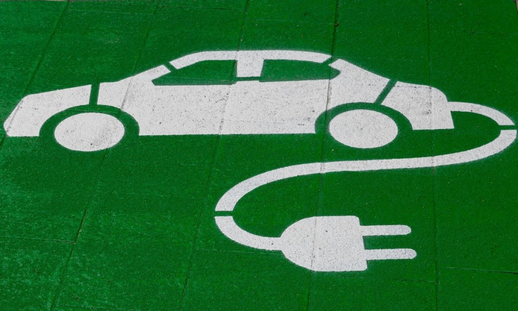 Thumbnail for Employing the electric cars rebate