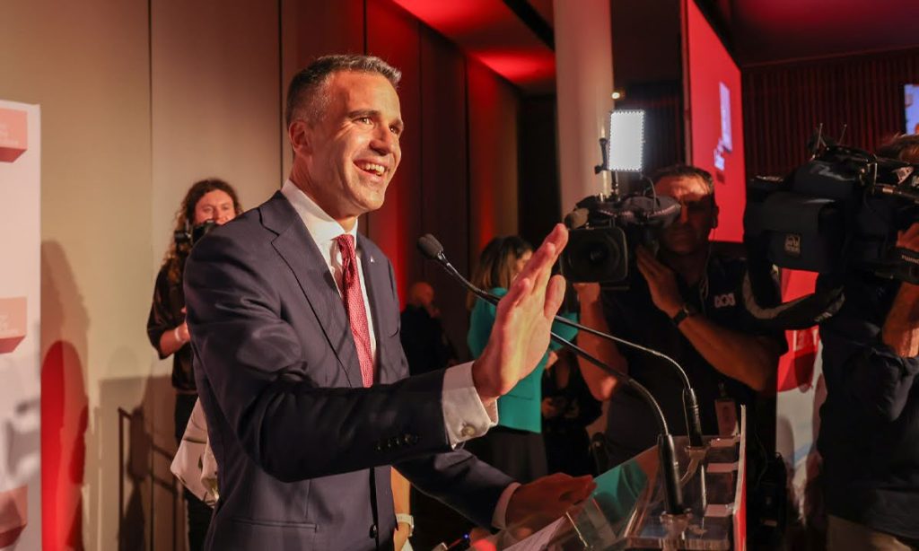 Thumbnail for Poll shows Labor’s honeymoon not over