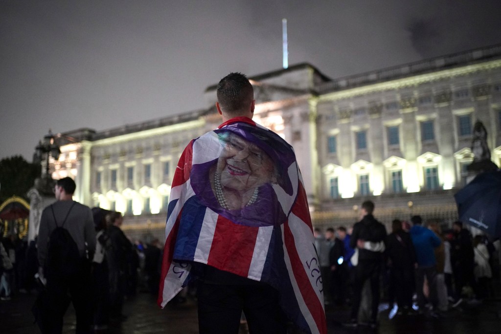 Thumbnail for King Charles takes throne as mourning begins for Queen