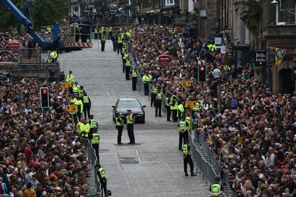 Thumbnail for Queen begins final journey