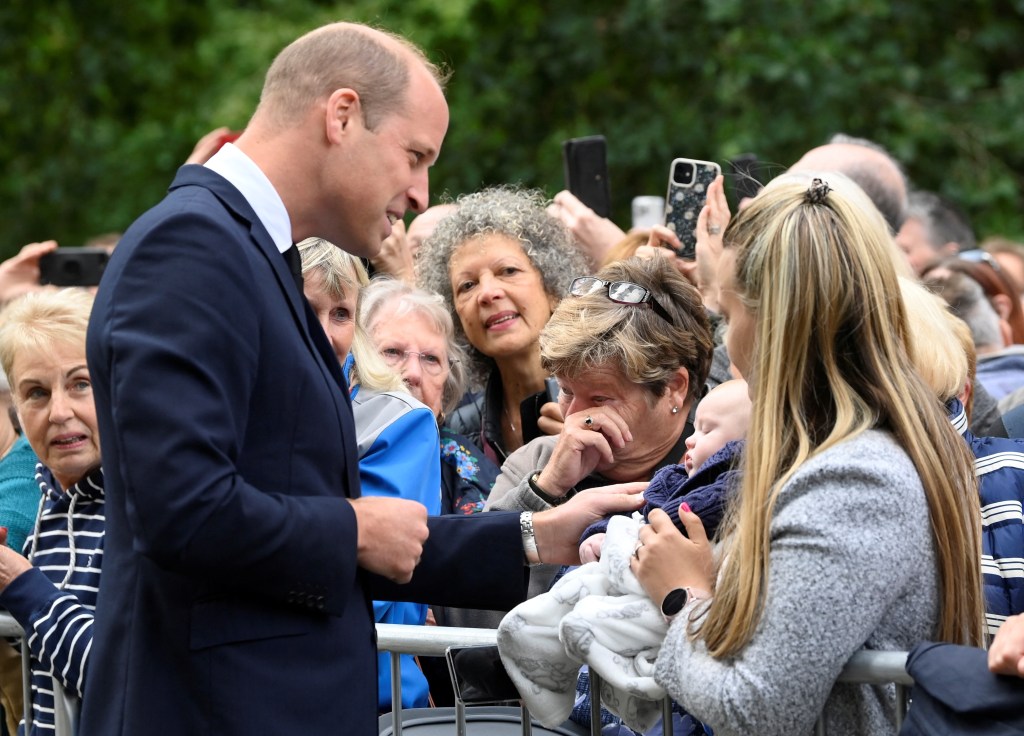 Thumbnail for Prince William shares grief with well-wishers