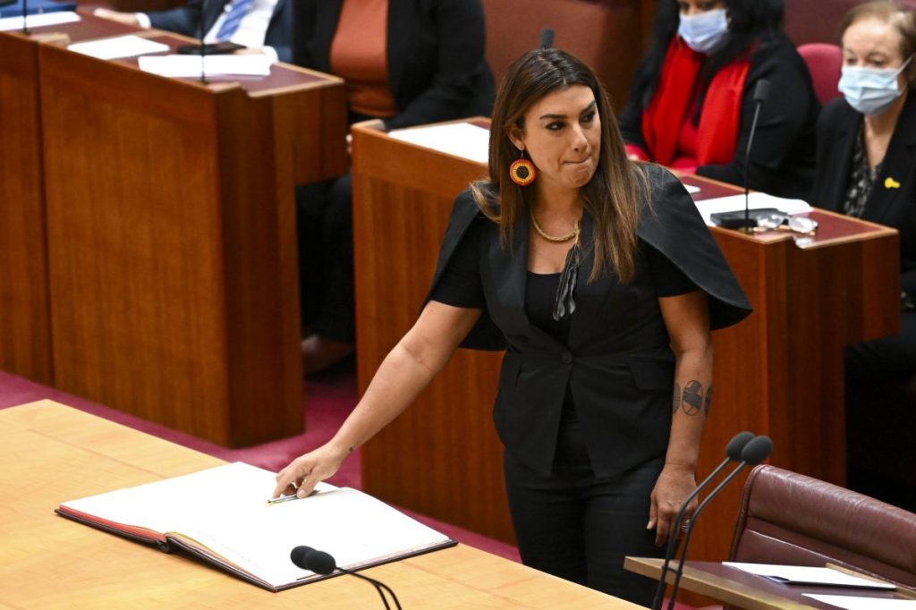 Thumbnail for Greens senator quits role over bikie link