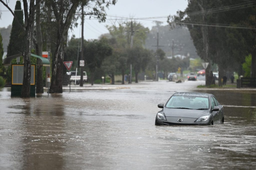 Thumbnail for Victoria evacuation warnings as waters rise