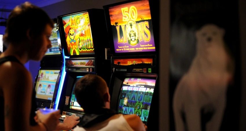 Thumbnail for NSW plan for cashless pokies in five years
