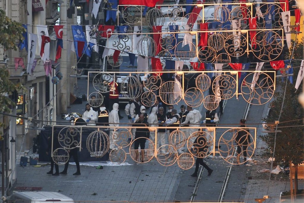 Thumbnail for Six dead after Istanbul bomb that ‘smells like terrorism’