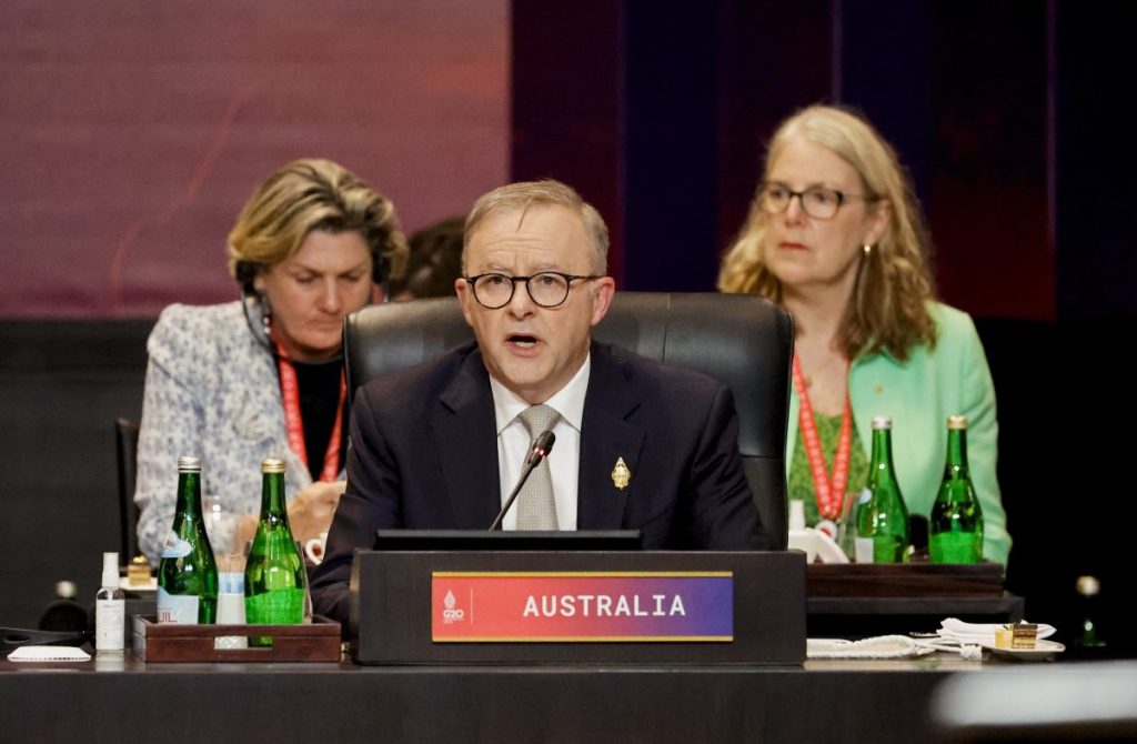 Thumbnail for PM to promote Australian business at APEC summit