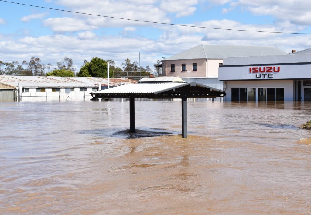 Thumbnail for NSW floods to flow into new year