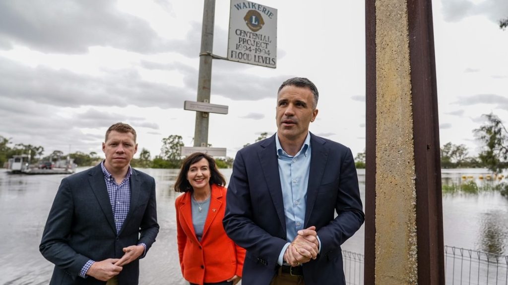 Thumbnail for Emergency $51m relief funding for River Murray flood towns