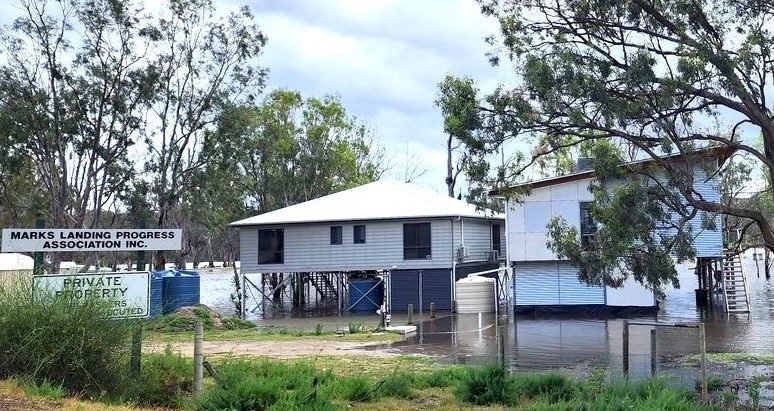 Thumbnail for Rising River Murray to close key Riverland link within days