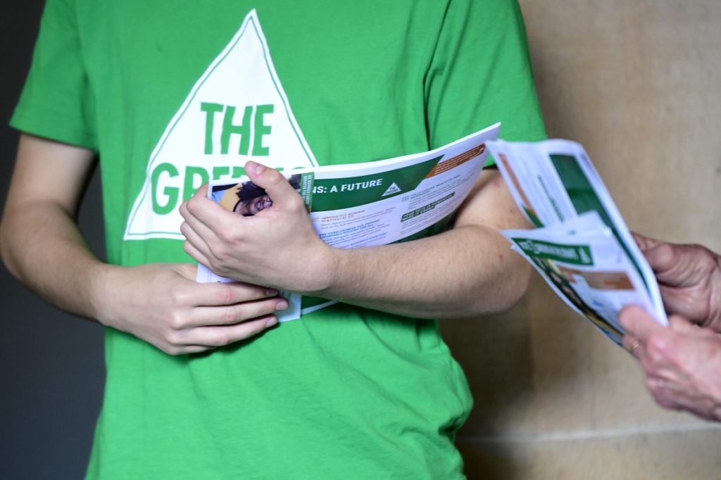 Thumbnail for Greens flag renewed push to lower voting age to 16