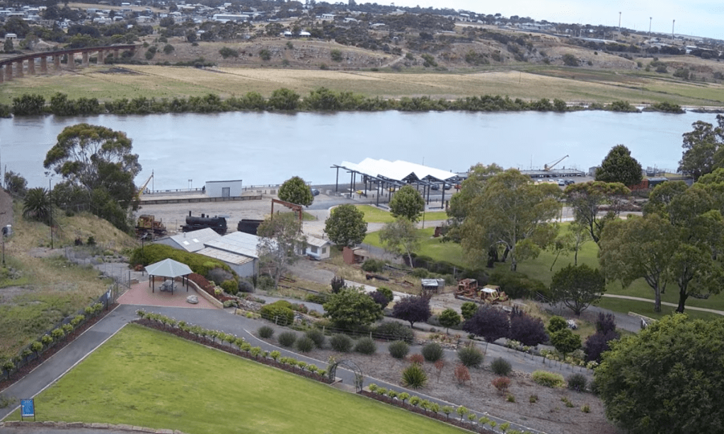 Thumbnail for Live stream for river flows at Murray Bridge