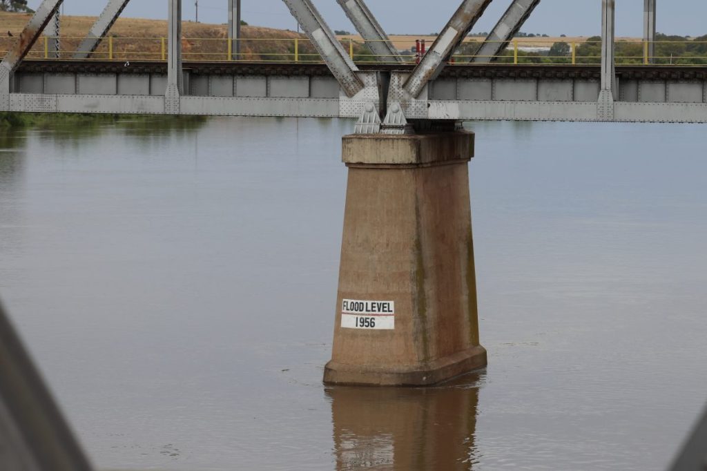 Thumbnail for Levee failure risk amid thunderstorm warning