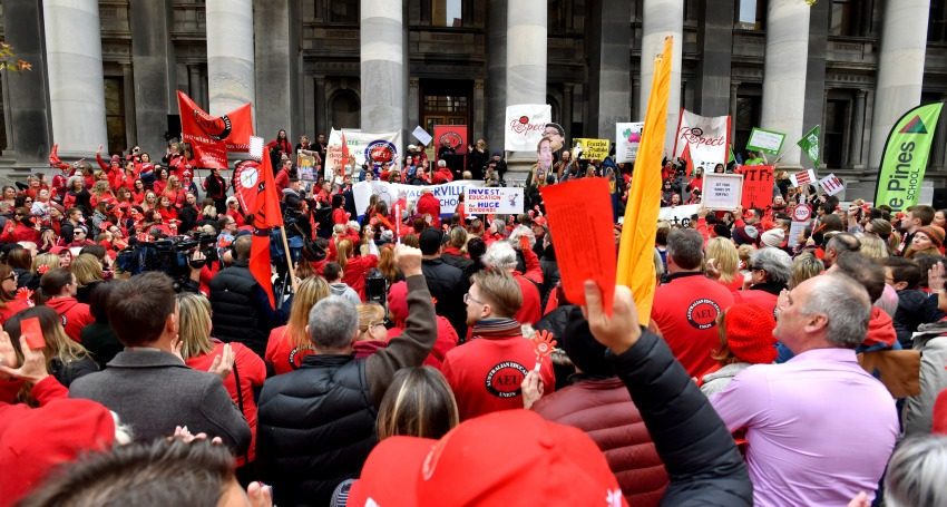 An Australian Education Union rally on the steps of state parliament in 2019. Photo: Sam Wundke/AAP