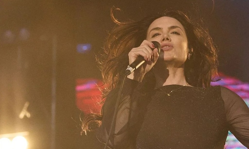 Pop icon Vanessa Amorosi will get ‘absolutely everybody’ ready to party at the Santos Tour Down Under opening night concert.
