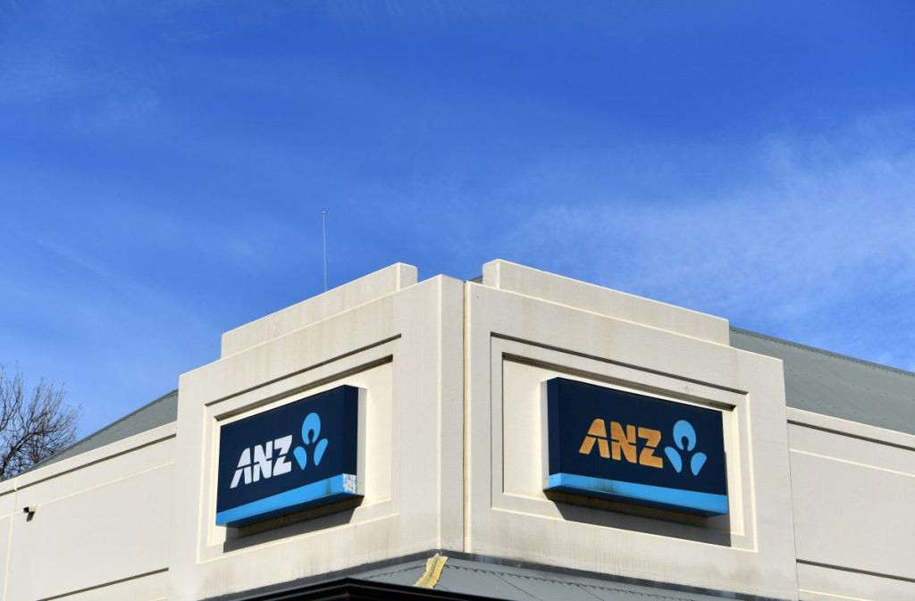 Thumbnail for ‘Bloody lazy, bloody-minded’ banks caned over country branch cuts