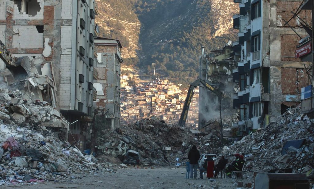 Thumbnail for New quakes rock Turkey, Syria