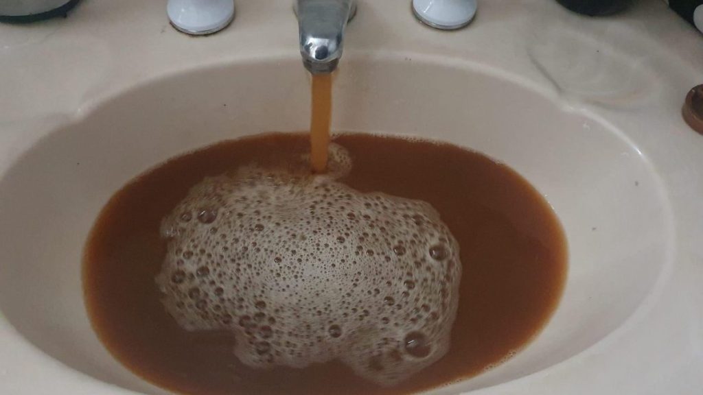 Thumbnail for Dirty water an unpleasant aftertaste of Murray flood