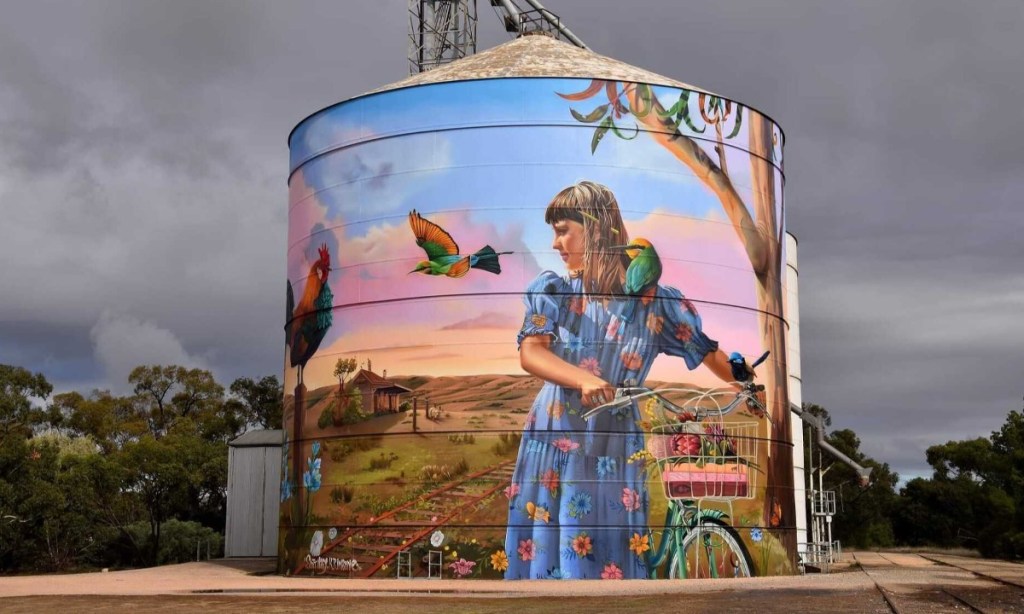 Thumbnail for Mega win for South Aussie silos at national street art awards