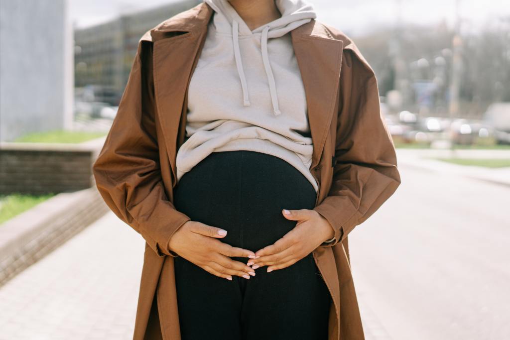 Thumbnail for Young, pregnant and homeless: the hidden face of SA’s housing crisis