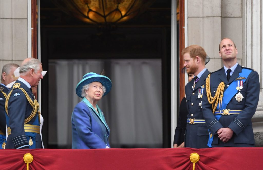 Thumbnail for Queen knew about Murdoch media ‘hacking and surveillance’