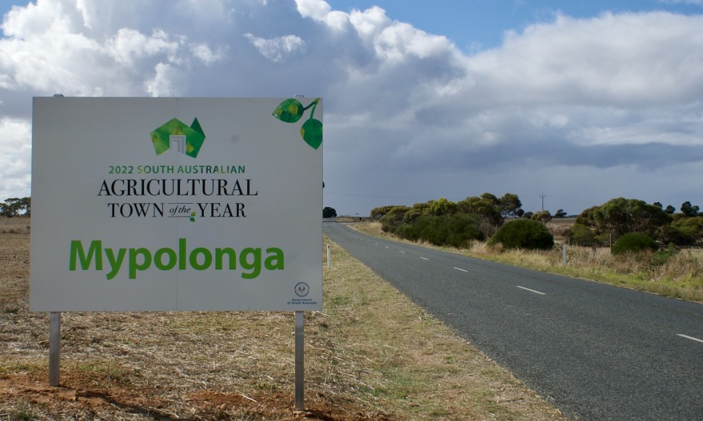 Thumbnail for Mypolonga celebrates AgTown of the Year win