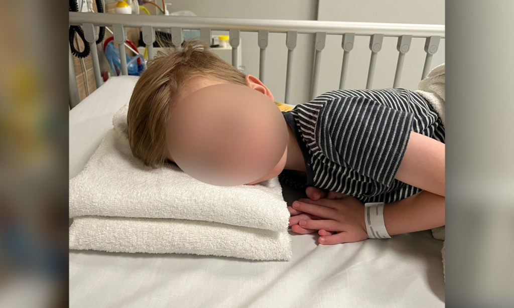 The Opposition says a a four-year-old boy was given towels instead of a pillow at the Women's and Children's Hospital last month. Photo: Supplied 