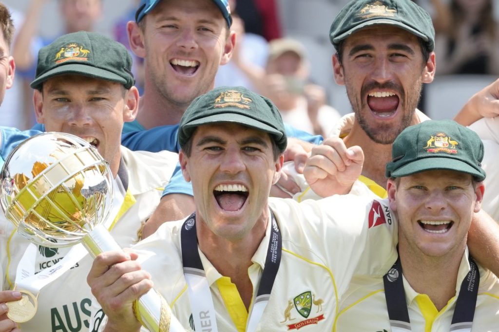 Thumbnail for Australia hails Test title as one of the greats