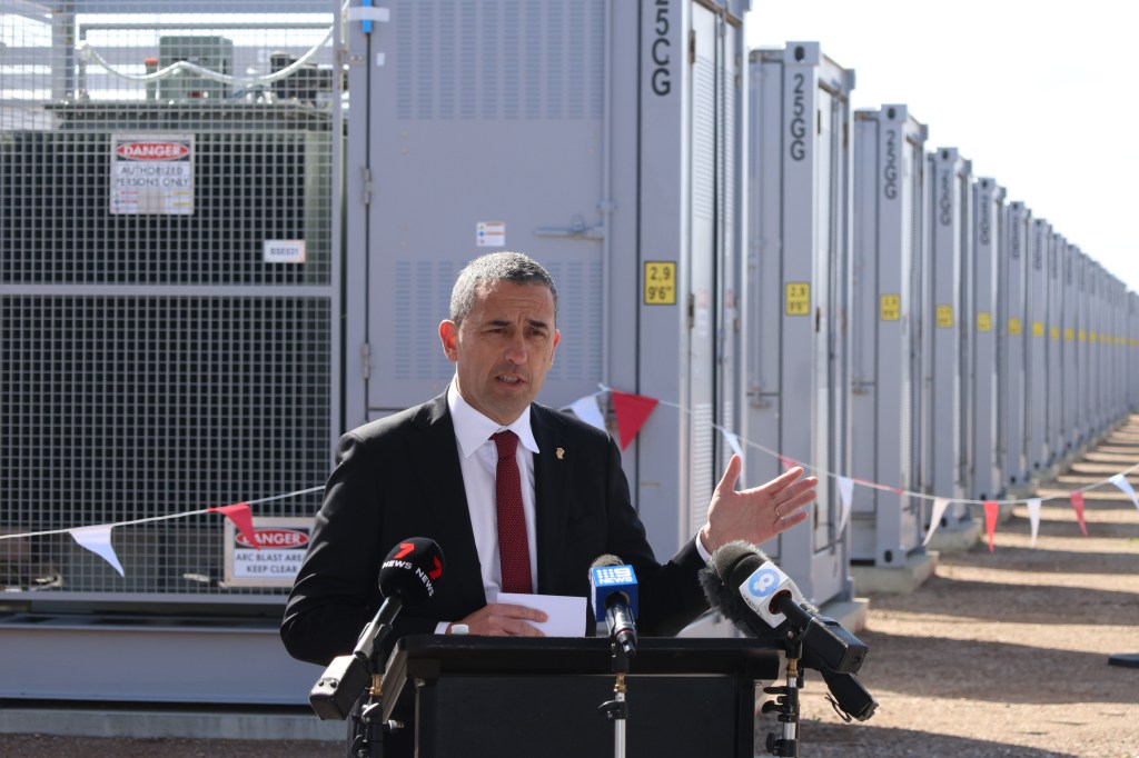 Thumbnail for Santos merger talks: SA threatens regulatory intervention