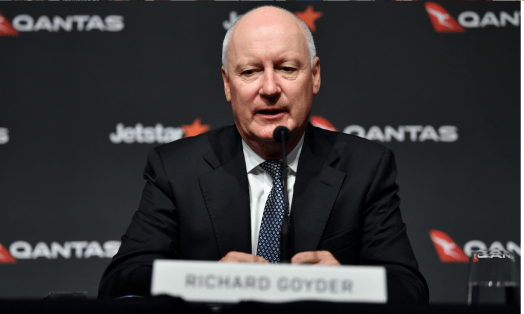Thumbnail for Qantas pilots call for chairman to quit