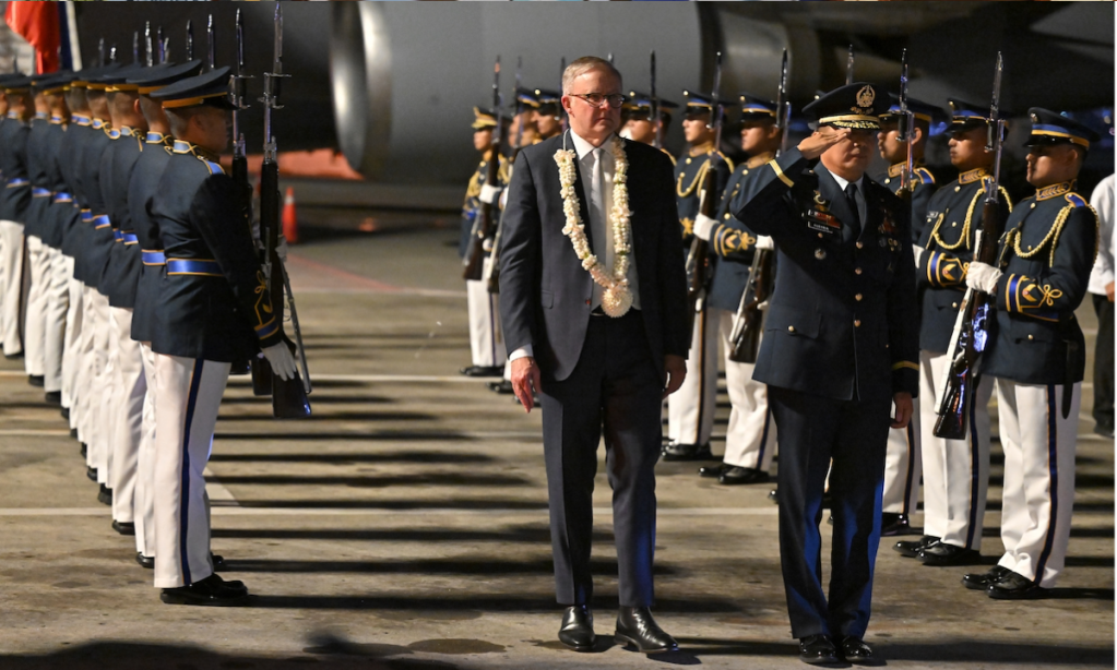 Thumbnail for PM seeks stronger defence ties in Philippines visit