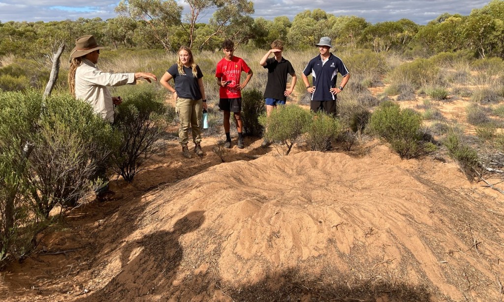 AWLB Ecologist Brett Backhouse talks about mallee fowl with a group of Year 12 students on a field trip. Photo supplied.