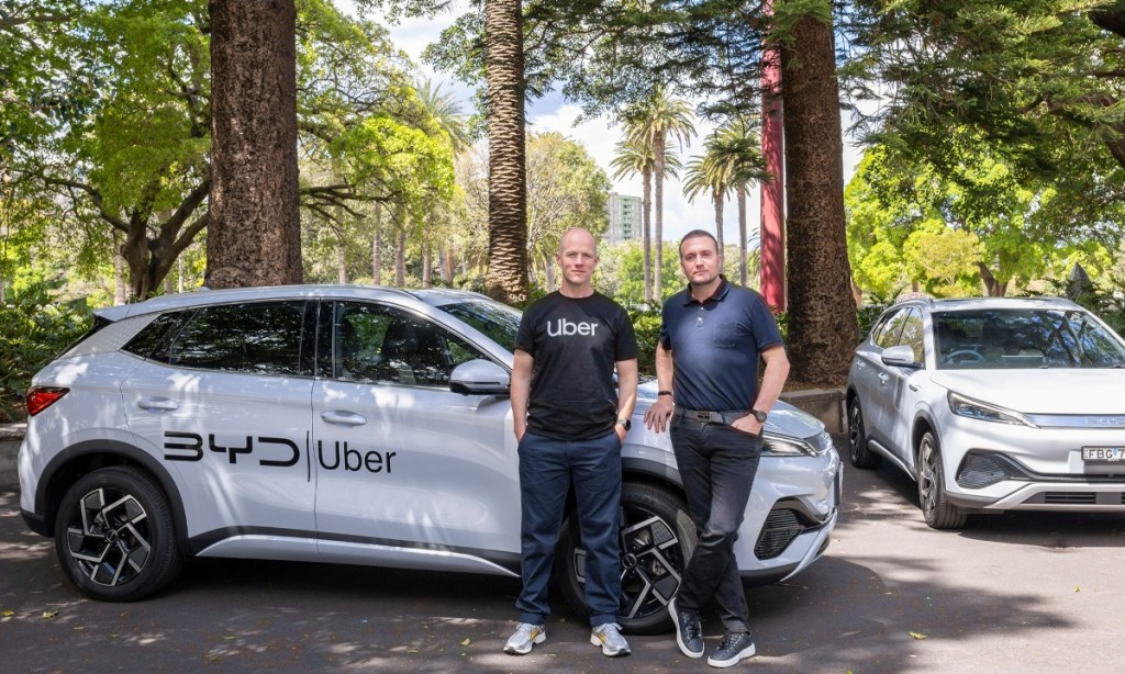 Thumbnail for Uber drivers offered 10,000 electric cars in EV push