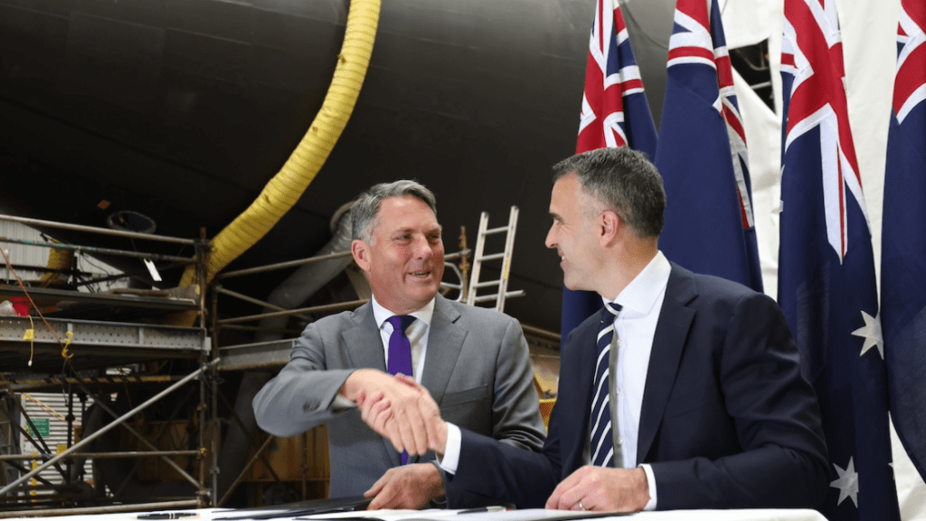 Defence Minister Richard Marles and Premier Peter Malinauskas at Osborne. Photo: Tony Lewis/InDaily