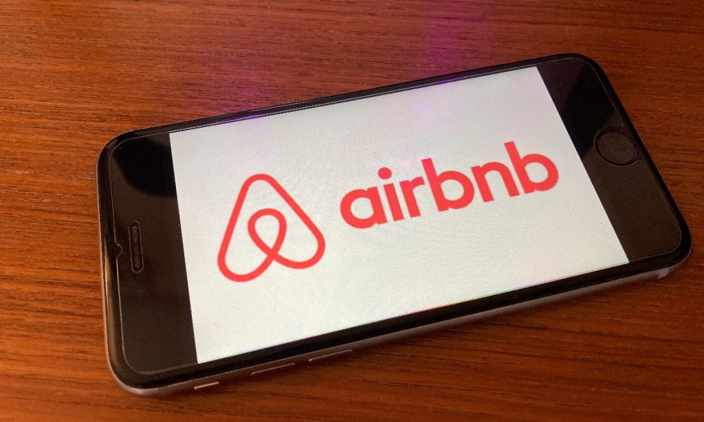 Thumbnail for Airbnb pushes back against higher city council rates