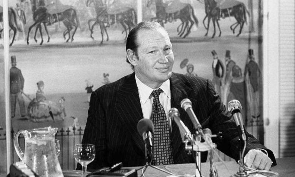 Kerry Packer, seen here in 1977, was put forward as an unlikely mediator in the battle by Margaret Thatcher's government to suppress the "Spycatcher" memoirs of ex-MI5 officer Peter Wright, according to newly released official papers. Photo: PA Wire