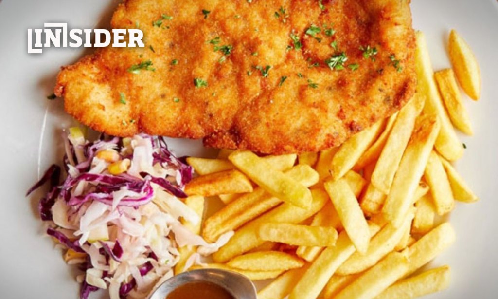 Thumbnail for SCHNITFIGHT: Cold war over hot schnitties | Ramping revisit | Stay-up Santa | Gather round for a footy PhD