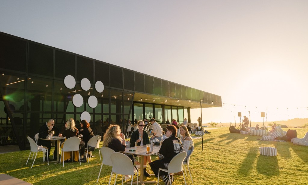 Thumbnail for Friday nights are for Fleurieu sunsets, pizza and a cold beer