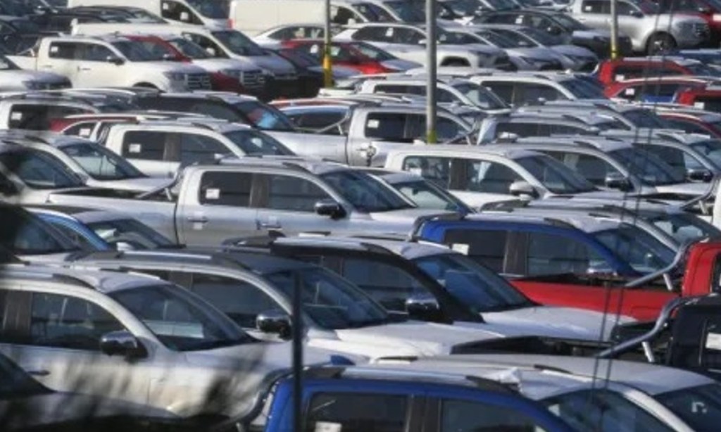 Thumbnail for Consumers tipped to pump brakes on runaway car sales