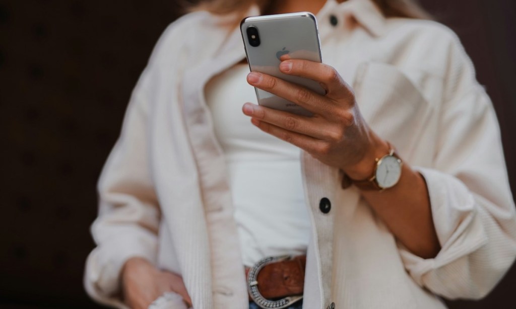Thumbnail for ‘Right to disconnect’ a key battle in workplace debate