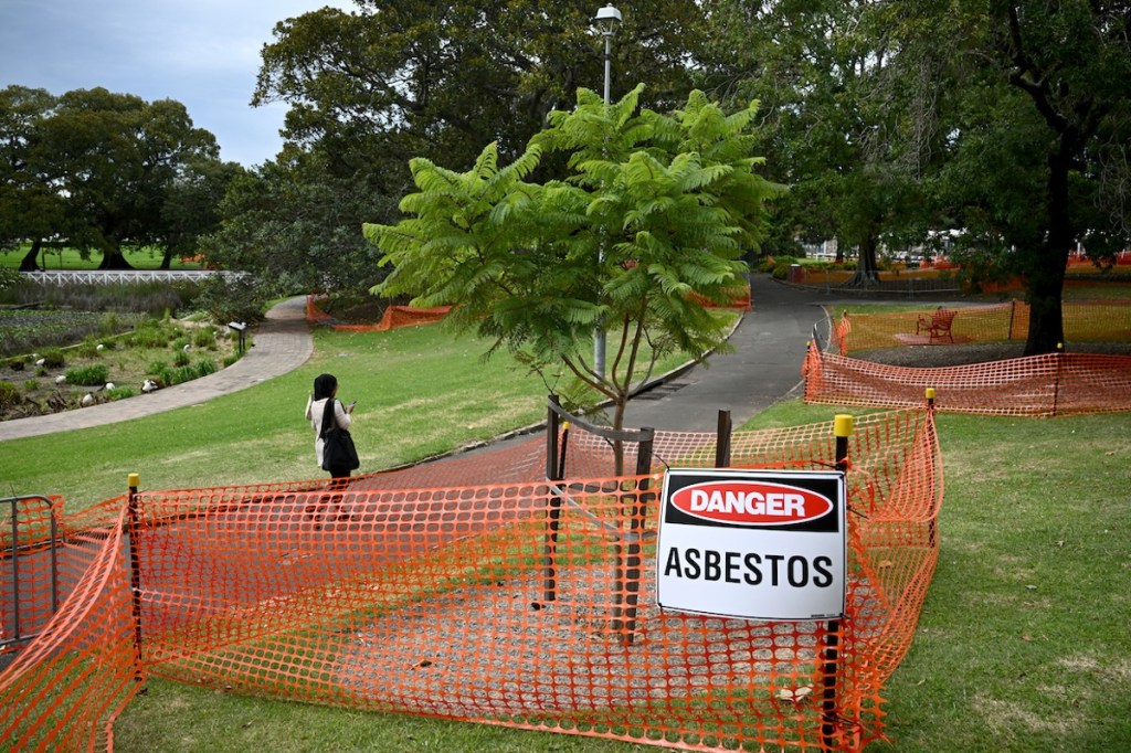Thumbnail for Asbestos found in school and parks mulch triggers investigation