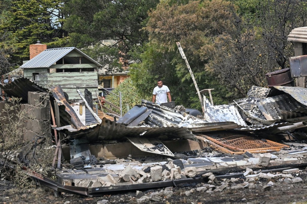 Thumbnail for 44 homes lost in bushfire-ravaged Victorian town