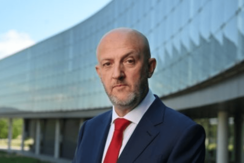 Thumbnail for Spy chief defends not naming ‘traitor’ ex-politician
