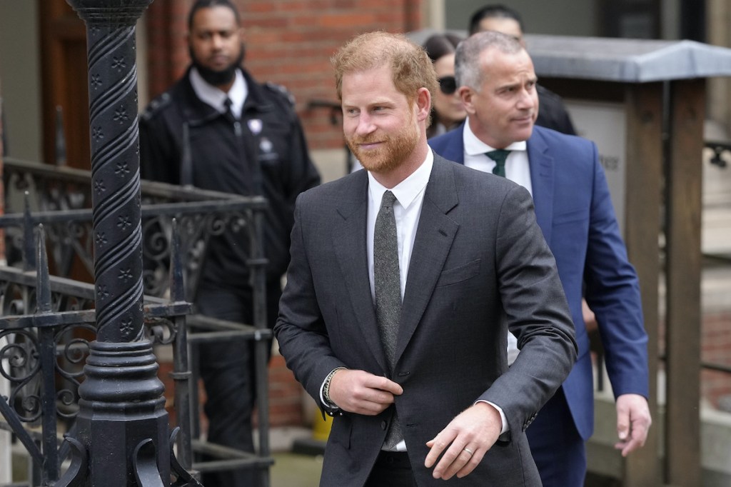 Thumbnail for Prince Harry seeks to drag Rupert Murdoch into court case