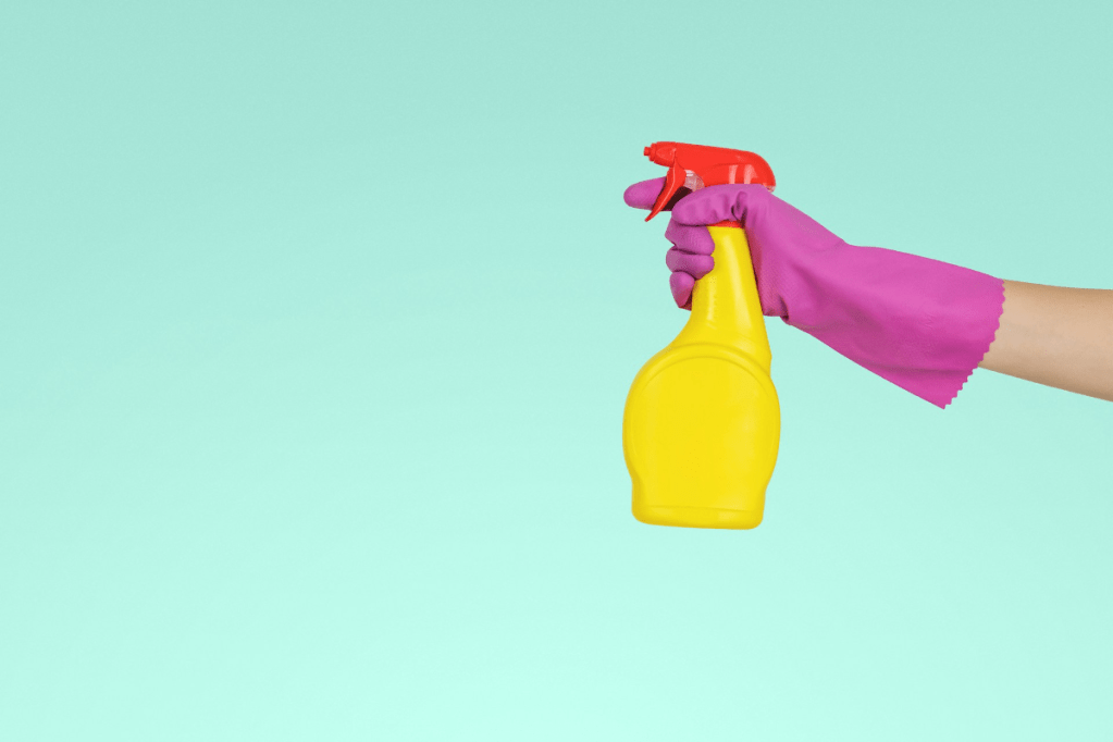 Thumbnail for Vinegar and baking soda: a cleaning hack or just a bunch of fizz?