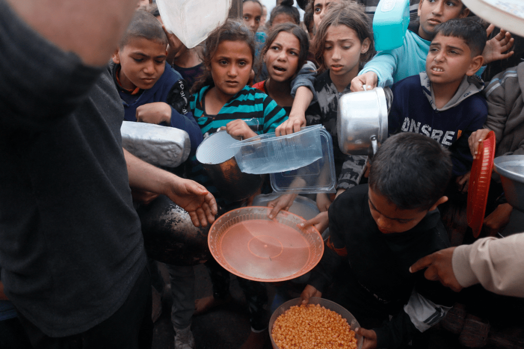 Thumbnail for UN calls for Gaza food aid amid famine warning
