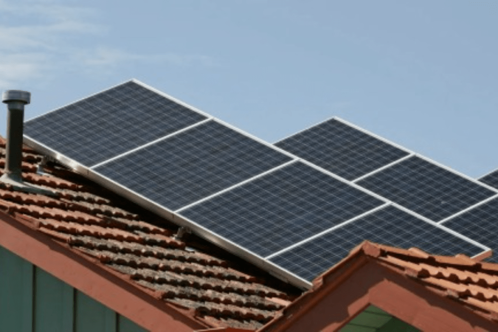 Thumbnail for Battery boom: More Australians get storage after power prices rise
